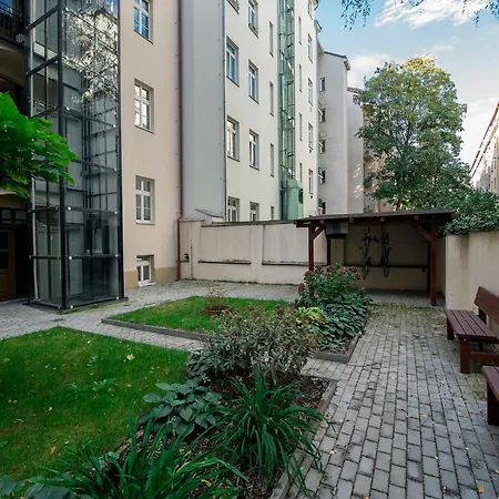 Residence Dobrovskeho 30 Prague Exterior photo