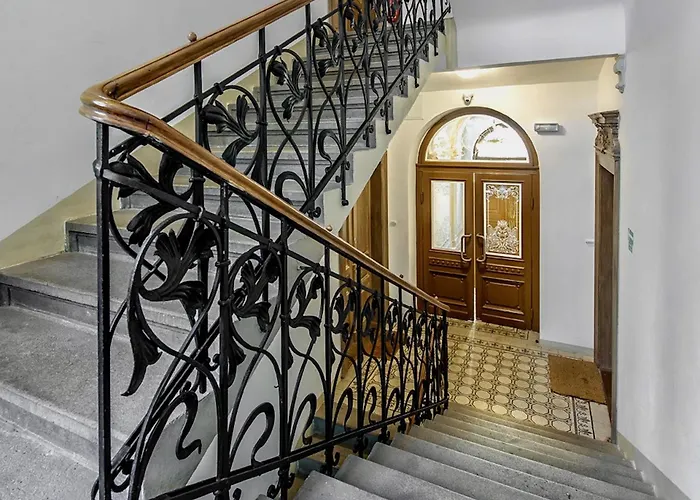 Residence Dobrovskeho 30